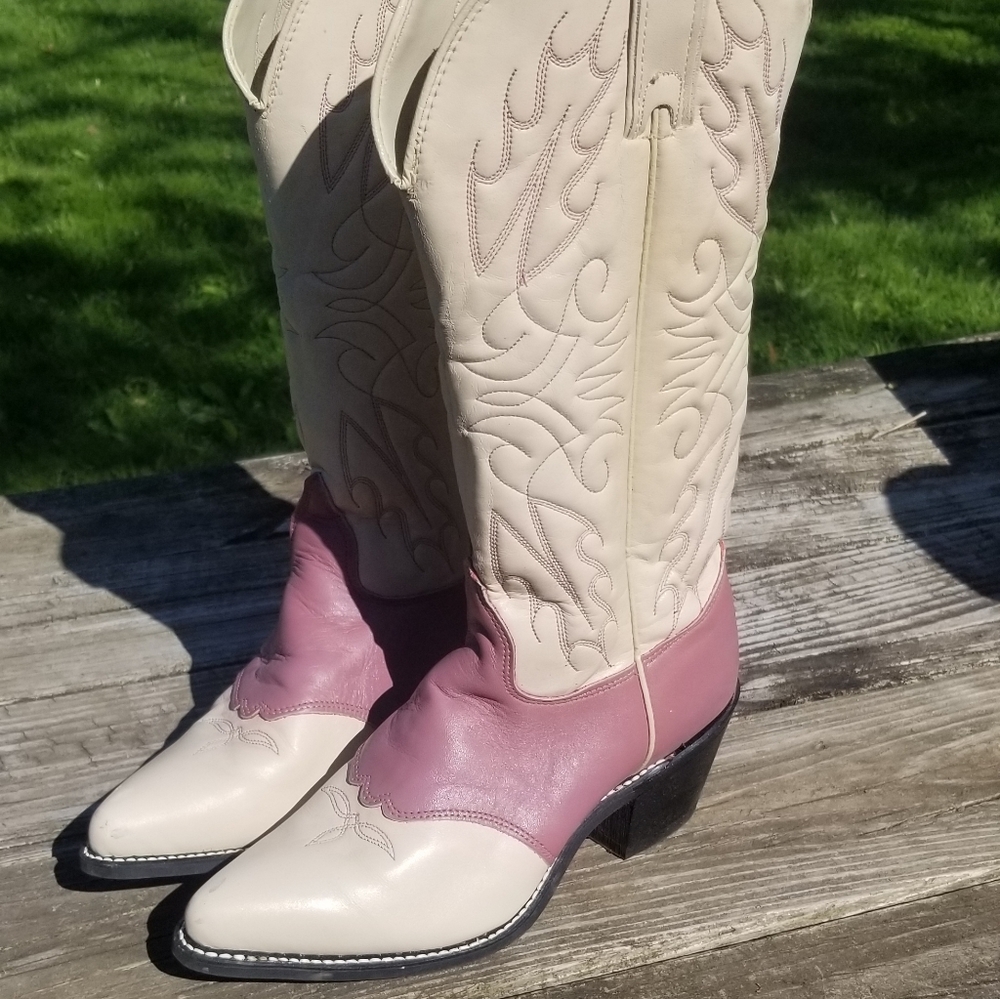 Dusty Pink Wrangler Cowboy Boots